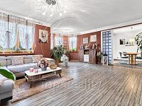 Rodinný dům s bazénem, pergolou a kouzelnou zahradou  Kfely u Ostrova - Foto 5