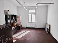 Pronájem kancelářských prostor V Karlových Varech - 20260519_090311.jpg