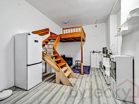 Pronájem obchodního prostoru s bytovou jednotkou 2+KK, celkem 96,38m2  Praha 5, Slivenecká 72/5 - Foto 7