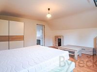 Patrový rodinný dům s pozemkem 482 m2, obec Pyšely - (7) Dum Pysely 13.jpg