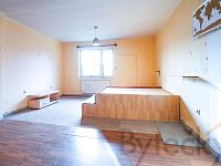 Patrový rodinný dům s pozemkem 482 m2, obec Pyšely - (7) Dum Pysely 14.jpg