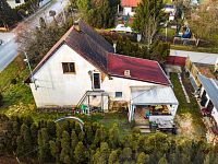 Patrový rodinný dům s pozemkem 482 m2, obec Pyšely - (7) Dum Pysely 19.jpg