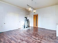 Patrový rodinný dům s pozemkem 482 m2, obec Pyšely - (7) Dum Pysely 3.jpg