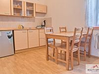 Dům se 7 apartmány, zahradou a parkovištěm - Růžová okr. Děčín - Foto video nemovitostí Růžová 26.jpg