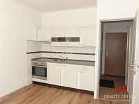 Slunný byt 1+1 na klidném místě v Jílovém - Foto 3