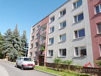 Slunný byt 1+1 po rekonstrukci v Jílovém