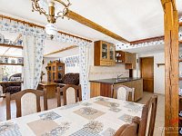Prodej rodinného domu 5+1 se zahradou, pergolou a bazénkem, Těchlovice - Babětín - vycistene (7)-compressed