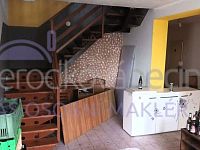 Prostorný RD 6+1 se zastřešenou terasou, garáží, pergolou a zahradou - f9e7cd41-0237-451e-b51a-178b3441d50b.jpg