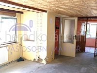 RD 4+kk s garáží, dílnou a uzavřeným dvorem v obci Tetětice. - dd95aceb-ce14-4e55-a4c1-a67cf2015fae.jpg