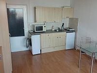 Garsoniéra/L v Praze 8 - Kobylisy, 27m2, zařízená