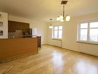 3+kk, 83m2, Praha 3 Vinohrady, po rekonstrukci, zařízený - Foto 3