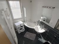 2+kk/T, 66m2, Praha 10, nový, zařízený, parkovací místo - Foto 9