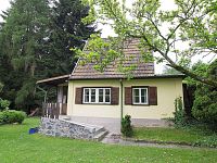 Chata na břehu řeky Sázavy, Hradové Střimelice