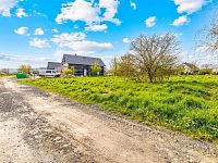 Prodej rovinatého stavebního pozemku v Újezdě nad Zbečnem  - Foto 8