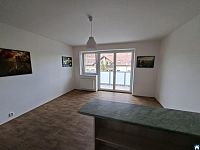 1+kk, 35m2, PZ - Jesenice, nový, parkovací místo - 20260518_183543.jpg