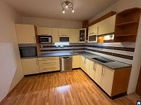 2+kk/B, 55m2, Praha 4, nový,  zařízený