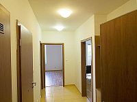 2+kk/B, 55m2, Praha 4, nový,  zařízený - IMG_3780.jpg