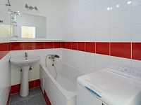 2+kk, Praha 8, po rekonstrukci, 48m2 - Foto (19 of 20).jpg