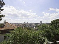 2+kk s terasou a zahrádkou, Vinohrady, zařízený - IMG_4133