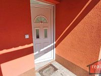 Prostorný přízemní byt 1+kk, Nupaky, Praha východ - MVIMG_20260411_121943.jpg