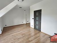 4. Nový byt 1+kk, Nupaky, Praha východ - Foto 3