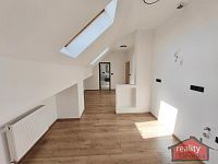 19. Nový podkrovní byt 2+kk, 35 m2, Nupaky, Praha východ - Foto 4