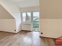 3. Nový byt 1+kk s balkonem, Nupaky, Praha východ - Foto 2