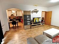 Prodej pěkného bytu 3+kk s vlastní zahradou, Nupaky u Prahy - Foto 2