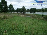 K prodeji stavební parcela  10.687 m2, v případném zájmu také s loukou 29.247 m2  - Foto 2