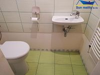 K prodeji podsklepený dům o čtyřech podlažích, s prodejnou, byty a ubytováním - Foto 3