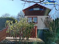 Prodej podsklepené dvoupodlažní chatky k celoročnímu bydlení. - Foto 8