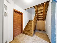 Prodej technologicky vyspělého RD 5+kk, 144 m², pozemek 2 095 m², polosamota, A+ - hf-37.jpg