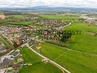 Prodej nádherného stavebního pozemku s výhledem na ČB,  846 m2, obec Srubec u Českých Budějovic