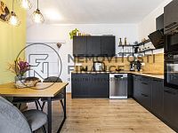 Prodej bytu 3+1, 86 m2 po rekonstrukci OV se zahradou, Dělnická ul., Velešín - 260614_Fotoface_18.jpg