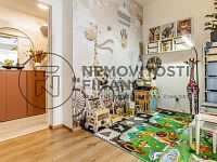 Prodej bytu 3+1, 86 m2 po rekonstrukci OV se zahradou, Dělnická ul., Velešín - 260614_Fotoface_23.jpg