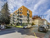 Pronájem bytu 2+1, 61,73 m² – Nerudova ulice, České Budějovice - 221014_Fotoface_02.jpg