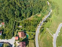 Exkluzivně: stavební pozemek 1 847 m2 v Klidné části Hlincové Hory (Kodetka) — sleva do 30.9.2026 - Foto 2