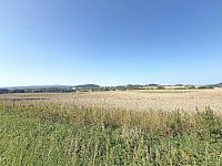 Prodej rozestavěného rodinného domu se stavebními parcelami (hrubá stavba včetně omítek) - Pohled okolí