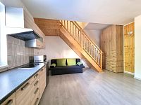 Pronájem rodinného domu s bytem 3+kk a terasou, lokalita České Budějovice, Husova tř. - Obývací místnost