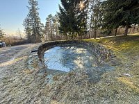 Prodej samostatně stojícího rodinného domu s rozlehlým pozemkem, lokalita Skočice – Lidmovice - rybník