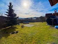 Prostorný rodinný dům s uzavřeným dvorem, zahradou a hospodářským zázemím,  Újezdec u Vlachova Březí - Zahrada