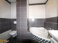 Pronájem vybaveného bytu 1+1 s balkonem a sklepem, 36 m², ul. J. Opletala, České Budějovice - 1650830343-6436.jpg