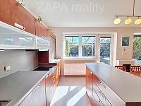 prodej řadového RD 5+kk  147m2 ul. Pod Nouzovem Praha 9 Kbely + 2x terasa+ garáž + 2x park.stání - Foto 7