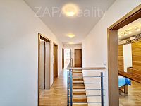 prodej řadového RD 5+kk  147m2 ul. Pod Nouzovem Praha 9 Kbely + 2x terasa+ garáž + 2x park.stání - Foto 30