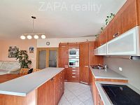 prodej řadového RD 5+kk  147m2 ul. Pod Nouzovem Praha 9 Kbely + 2x terasa+ garáž + 2x park.stání - Foto 8