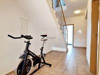 prodej řadového RD 5+kk  147m2 ul. Pod Nouzovem Praha 9 Kbely + 2x terasa+ garáž + 2x park.stání - Foto 20