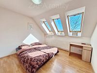 prodej řadového RD 5+kk  147m2 ul. Pod Nouzovem Praha 9 Kbely + 2x terasa+ garáž + 2x park.stání - Foto 24