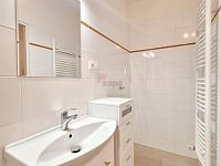 pronájem 2+1 72 m2 P5 Smíchov  po kompl. rek. ul. Na Celné 2.patro bez výtahu cihla část. zařízený - Foto 8