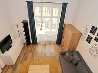 Pronájem bytu 2+kk 42 m2 s patrem na spaní, Praha 5 Smíchov, kompletně zařízeno  - Foto 5