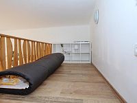 Pronájem bytu 2+kk 42 m2 s patrem na spaní, Praha 5 Smíchov, kompletně zařízeno  - Foto 6